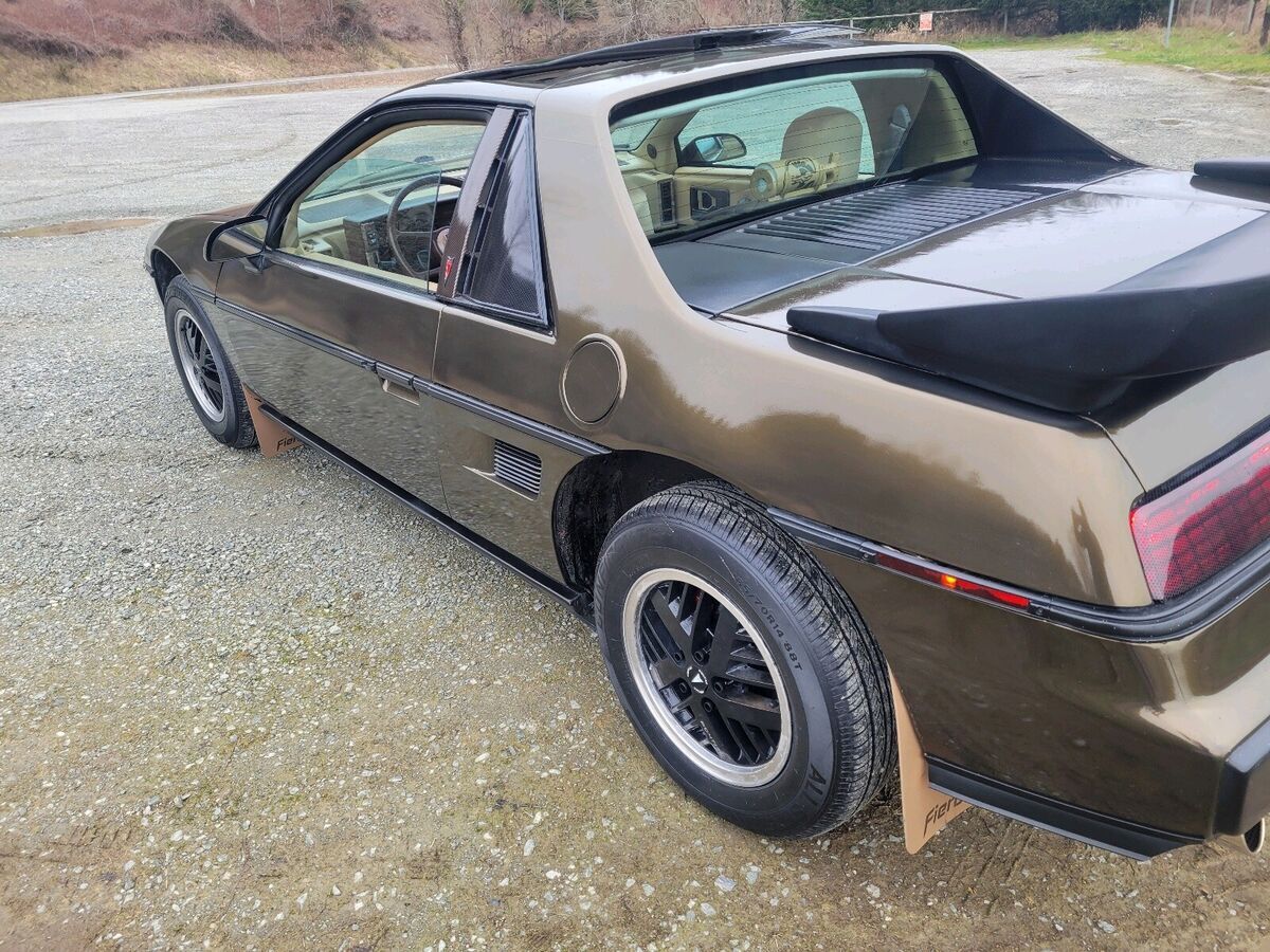 1984 Pontiac Fiero 2M4 - photo 12