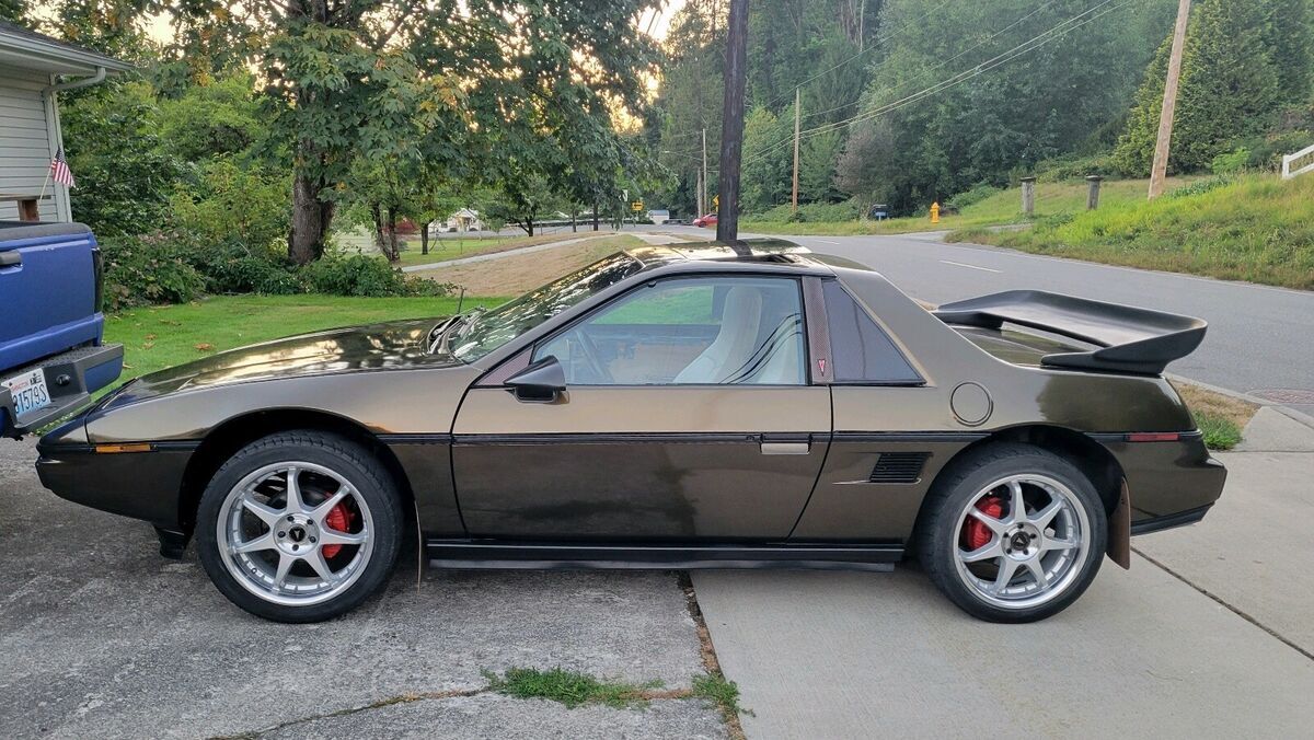 1984 Pontiac Fiero 2M4 - photo 4