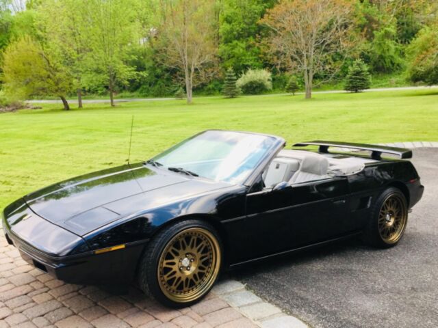 1984 Pontiac FIERO Custom 68K original miles absolutely custom last time 1984 Pontiac Fiero FIERO MAKE OFFER Like Ferrari Lamborghini replica