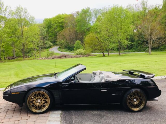 1984 Pontiac Fiero SUPER CLEAN low mileage mid engine no reserve - photo 3