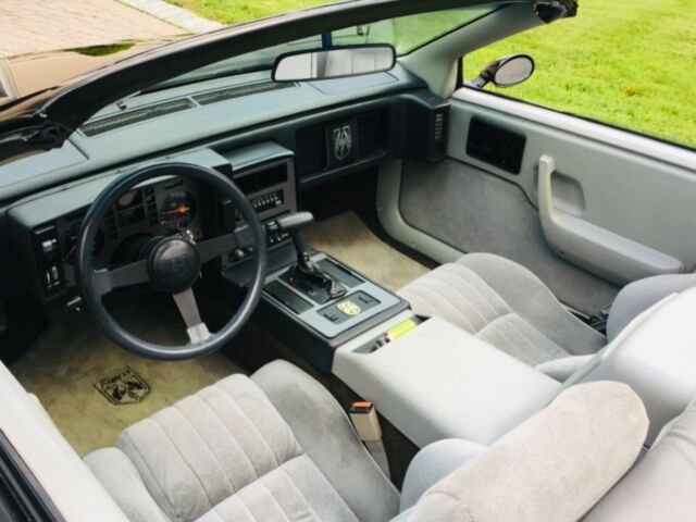 1984 Pontiac Fiero SUPER CLEAN low mileage mid engine no reserve - photo 4