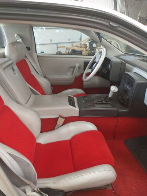 1984 Pontiac Fiero - photo 3