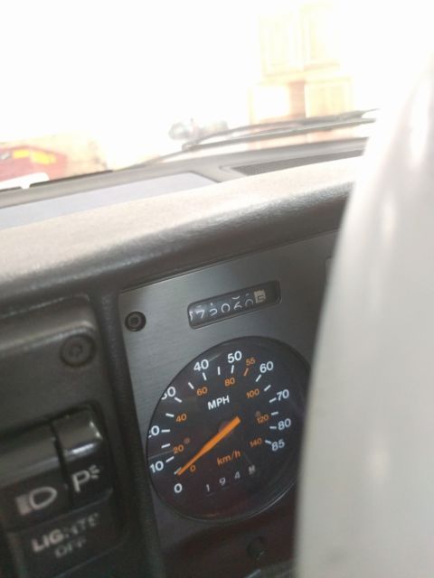 1984 Pontiac Fiero - photo 5