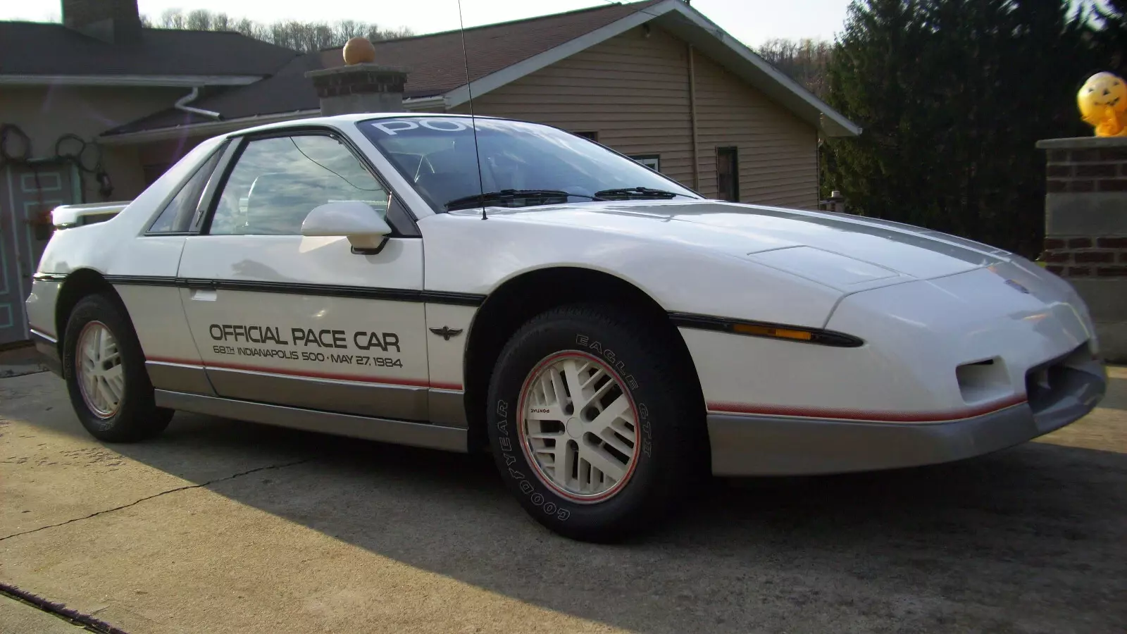 1984 Pontiac Fiero Indy Fiero - photo 3