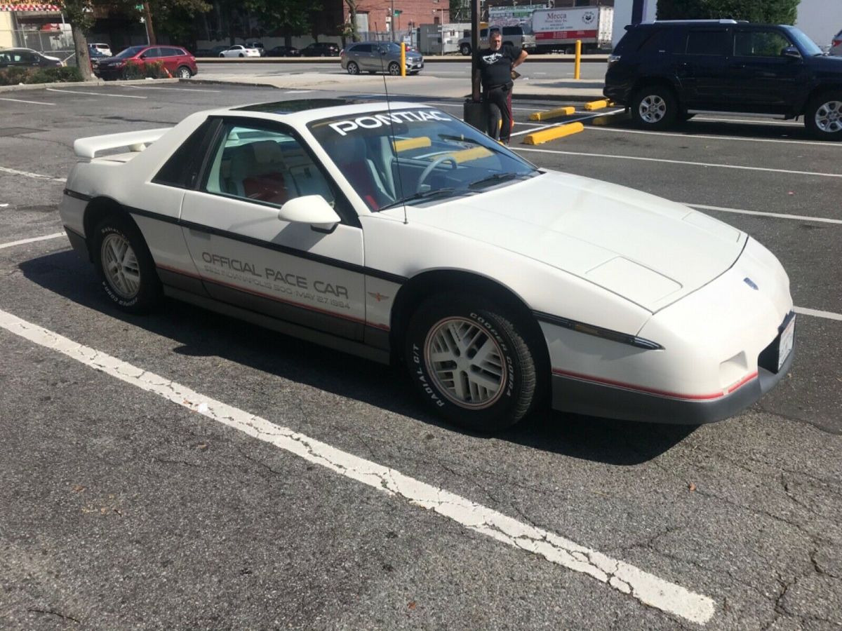 1984 Pontiac Fiero - photo 7