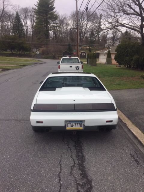 1984 Pontiac Fiero Indy - photo 4