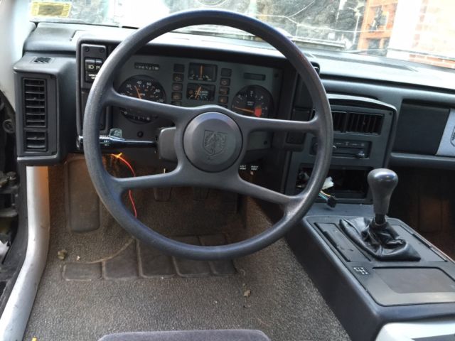 1984 Pontiac Fiero SE - photo 7