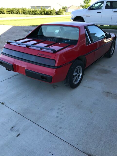1984 Pontiac Fiero Se - photo 7