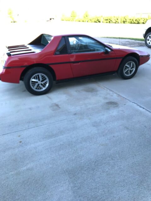 1984 Pontiac Fiero Se - photo 8