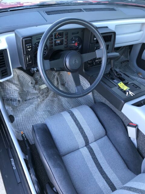 1984 Pontiac Fiero Se - photo 9