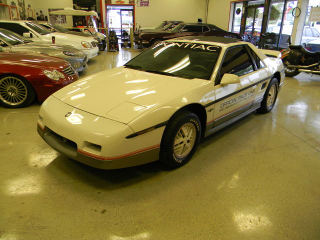 1984 PONTIAC FIERO ORIGINAL INDIANAPOLIS PACE CAR 1 OWNER 70,000 MILES MUST SEE 1984 Pontiac Fiero INDY PACE CAR ED.