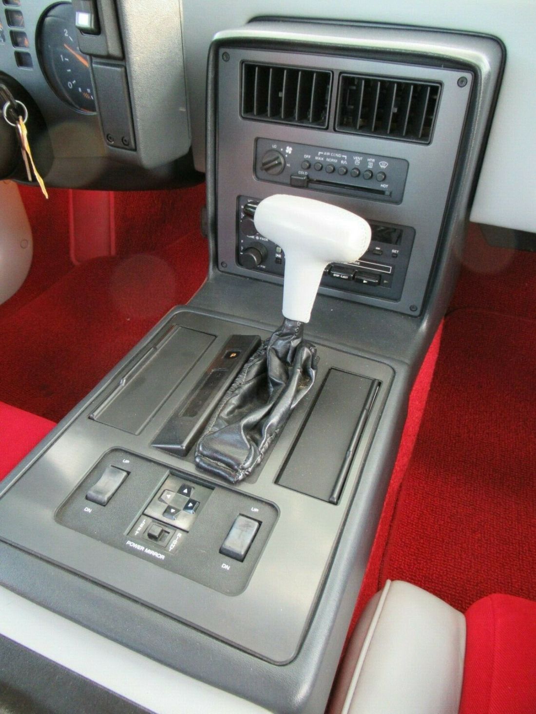 1984 Pontiac Fiero Pace Car - photo 7