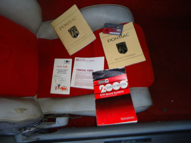 1984 Pontiac Fiero - photo 7