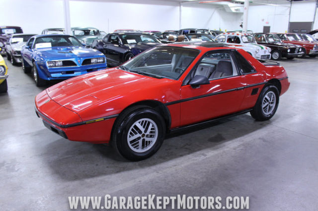 1984 Pontiac Fiero -- - photo 3