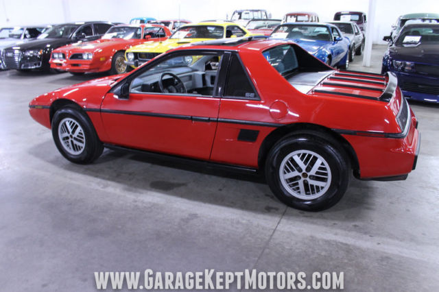 1984 Pontiac Fiero -- - photo 5