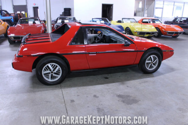 1984 Pontiac Fiero -- - photo 9