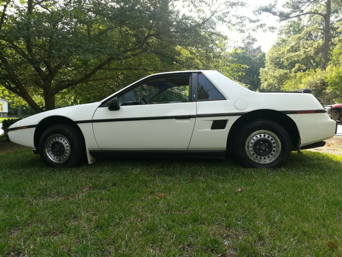 1984 Pontiac Fiero