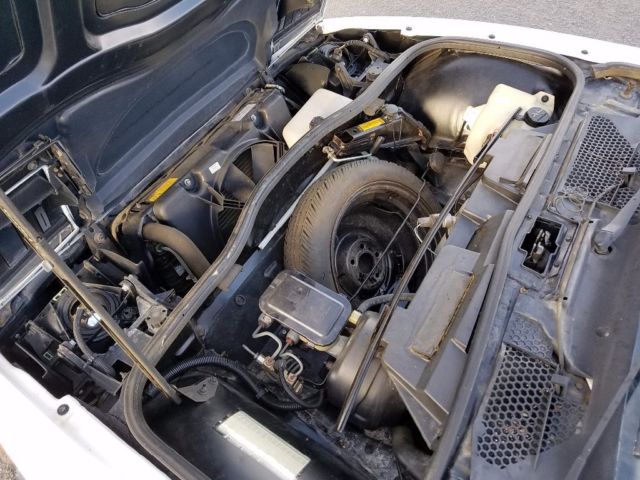 1984 Pontiac Fiero SE - photo 11