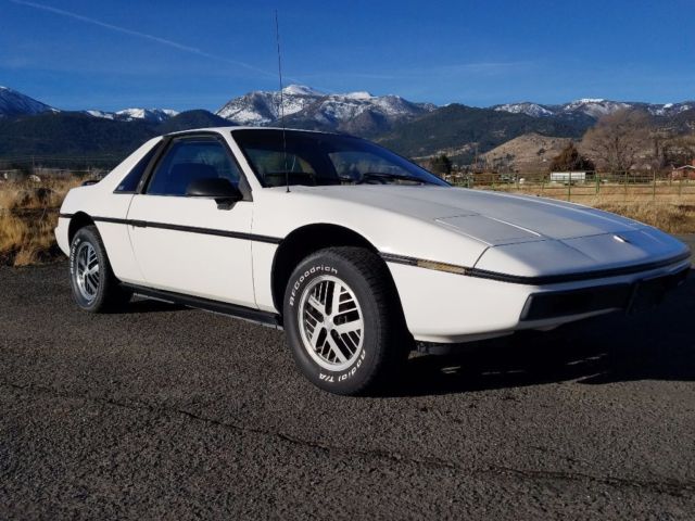 1984 Pontiac Fiero SE 2M4 GREAT! condition 69K Miles 1984 Pontiac Fiero SE