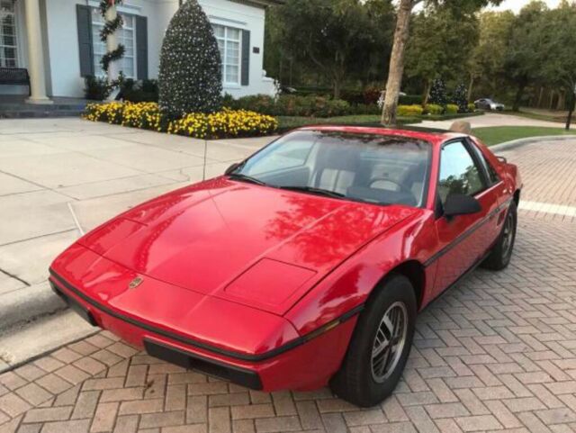 1984 PONTIAC FIERO SE 5-speed immaculate 78k miles 1984 Pontiac Fiero SE