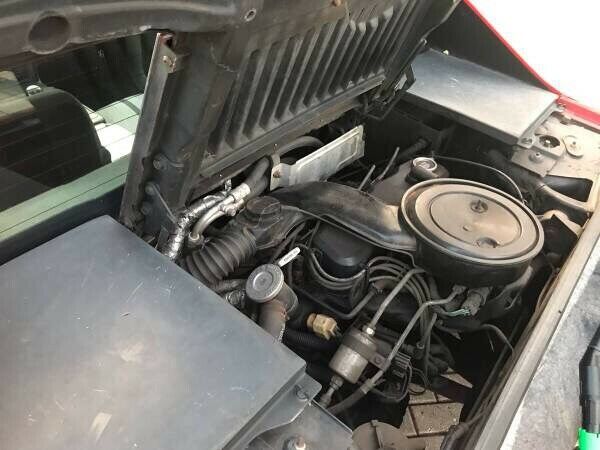 1984 Pontiac Fiero SE - photo 9