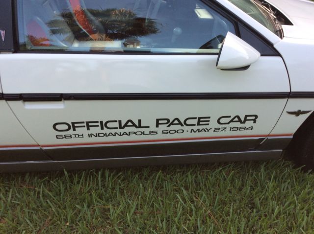 1984 Pontiac Fiero - photo 7