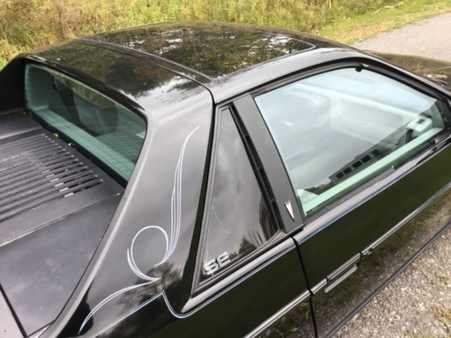 1984 Pontiac Fiero SE - photo 9