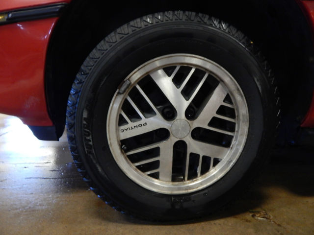 1984 Pontiac Fiero - photo 11