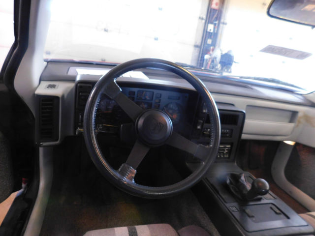 1984 Pontiac Fiero SE - photo 9