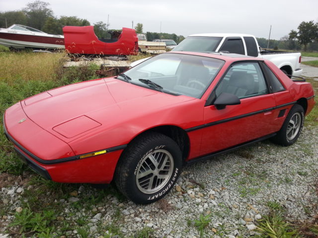 1984 Pontiac Fiero Sport
