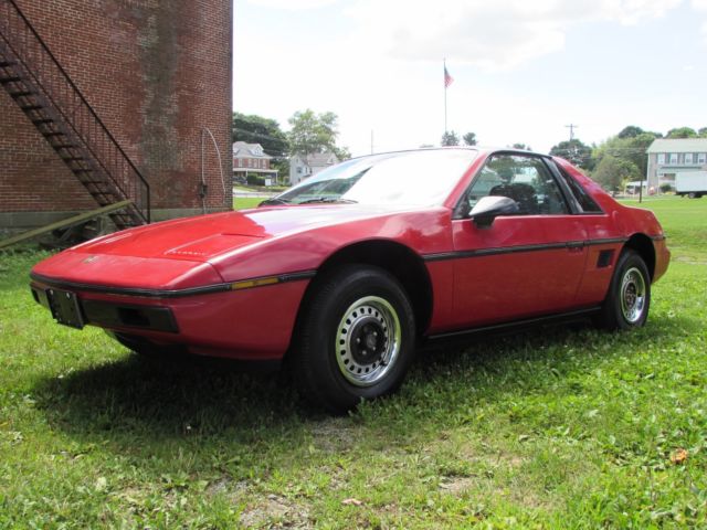 1984 Pontiac Fiero Sport 2M4 * One Family Owned * Original * Low Miles 1984 Pontiac Fiero 2M4