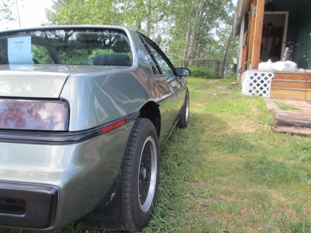 1984 Pontiac Fiero 2M4 with tilt steering - photo 9