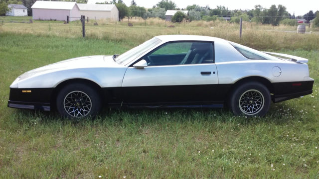 1984 Pontiac Firebird