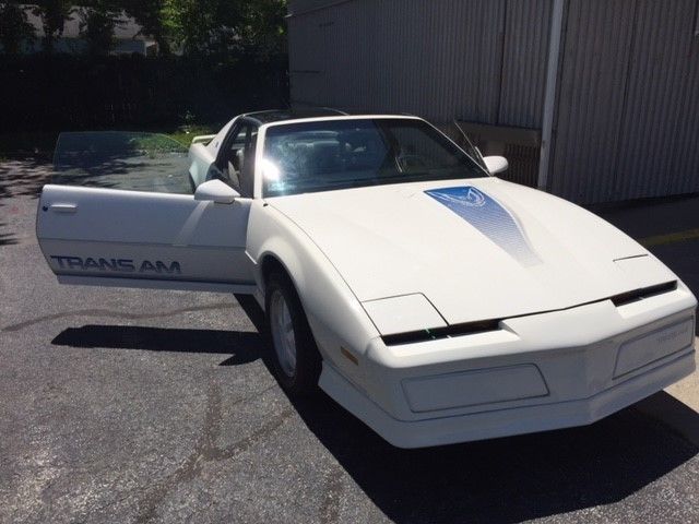 1984 Pontiac Trans Am 15th Anniversary T Tops Recaro Seats - photo 2