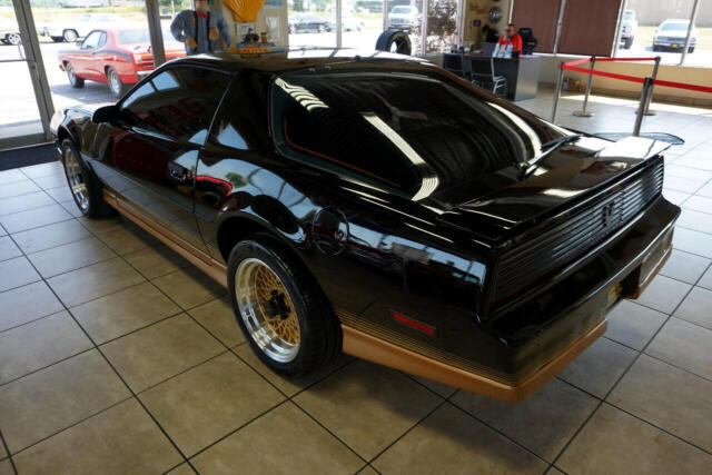 1984 Pontiac Firebird Trans Am - photo 6