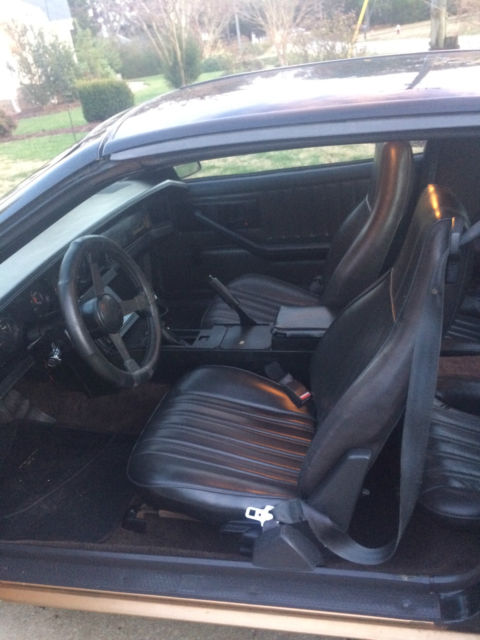 1984 Pontiac Firebird Trans Am Firebird Coupe 2-Door - photo 8