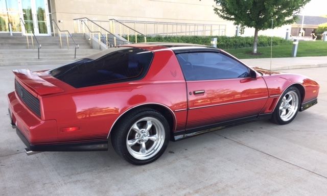 1984 PONTIAC FIREBIRD TRANS AM MANUAL V8 SUPER CLEAN NO RESERVE 1984 Pontiac Trans Am