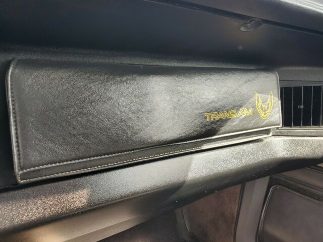 1984 Pontiac Trans Am - photo 13