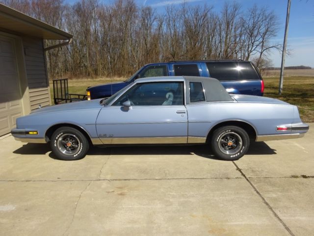 1984 Pontiac Grand Prix LE