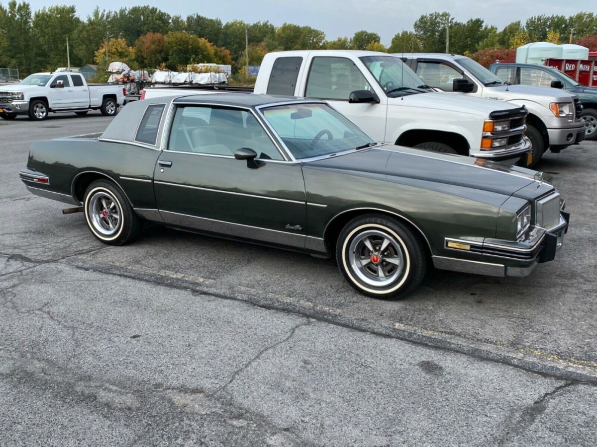 1984 Pontiac Grand Prix 5.0 1984 Pontiac Grand Prix