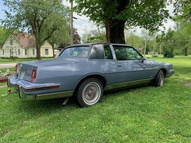 1984 Pontiac Grand Prix Brougham - photo 7