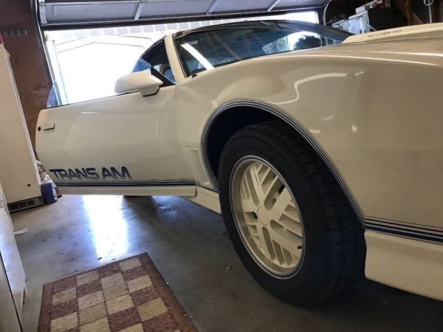1984 Pontiac Trans Am - photo 3
