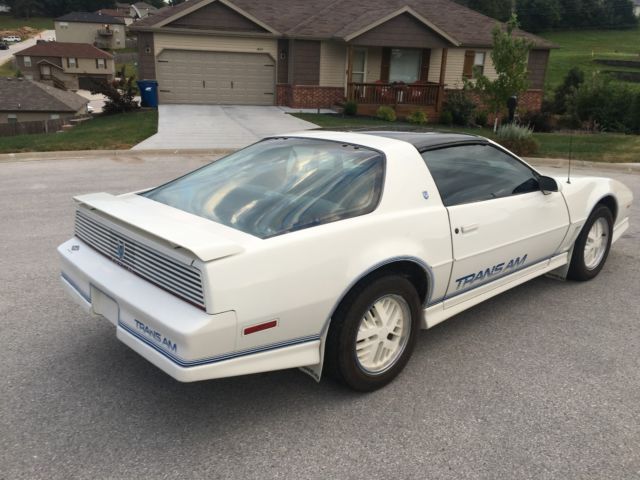 1984 Pontiac Trans Am - photo 8