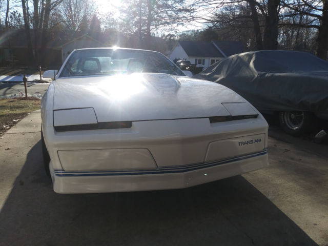 1984 Pontiac Trans Am 15th Anniversary Rare one of 1000 Automatics Very good 1984 Pontiac Trans Am 15th Anniversary