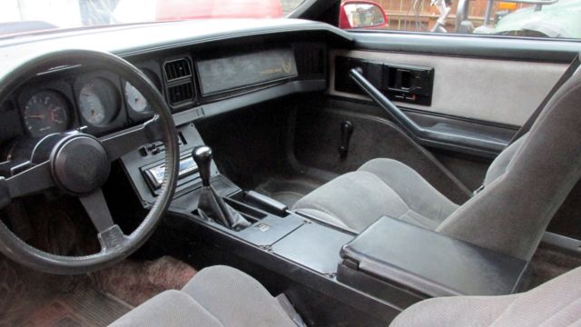 1984 Pontiac Trans Am - photo 9