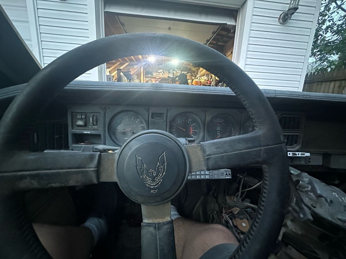 1984 Pontiac Firebird - photo 9