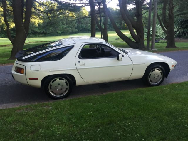 1984 Porsche 928 928S - photo 3