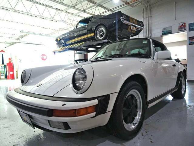 1984 Porsche 911 Carrera 2dr Targa Coupe - photo 10