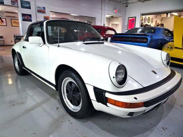1984 Porsche 911 Carrera 2dr Targa Coupe - photo 3