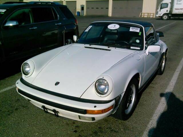 1984 Porsche 911 Carrera 2dr Targa Coupe - photo 5